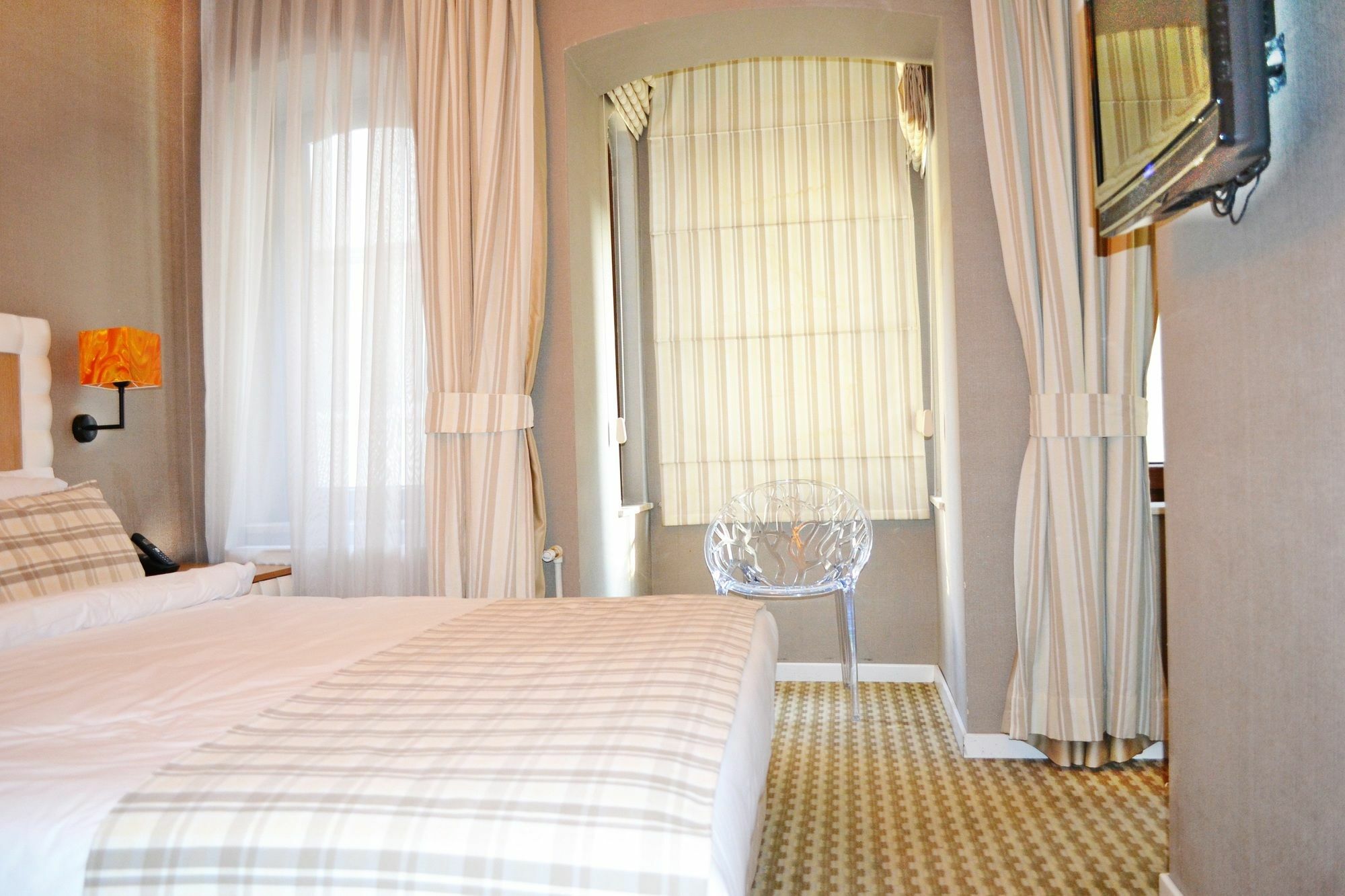 Montena Suite (Adults Only) Istanbul Exteriör bild
